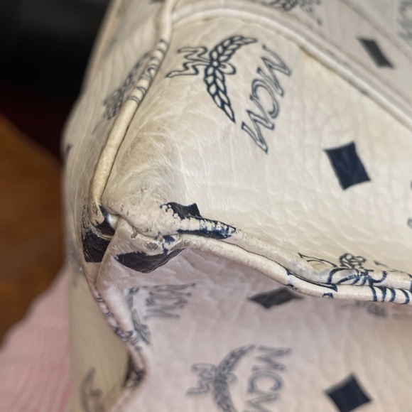 MCM Bag - Picture 7 of 13